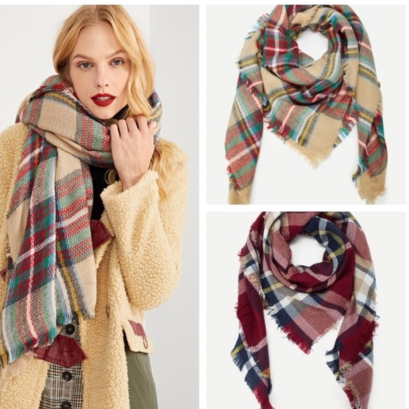 💥SOLD OUT💥Red Plaid Blanket Scarf - Picture 3 of 7